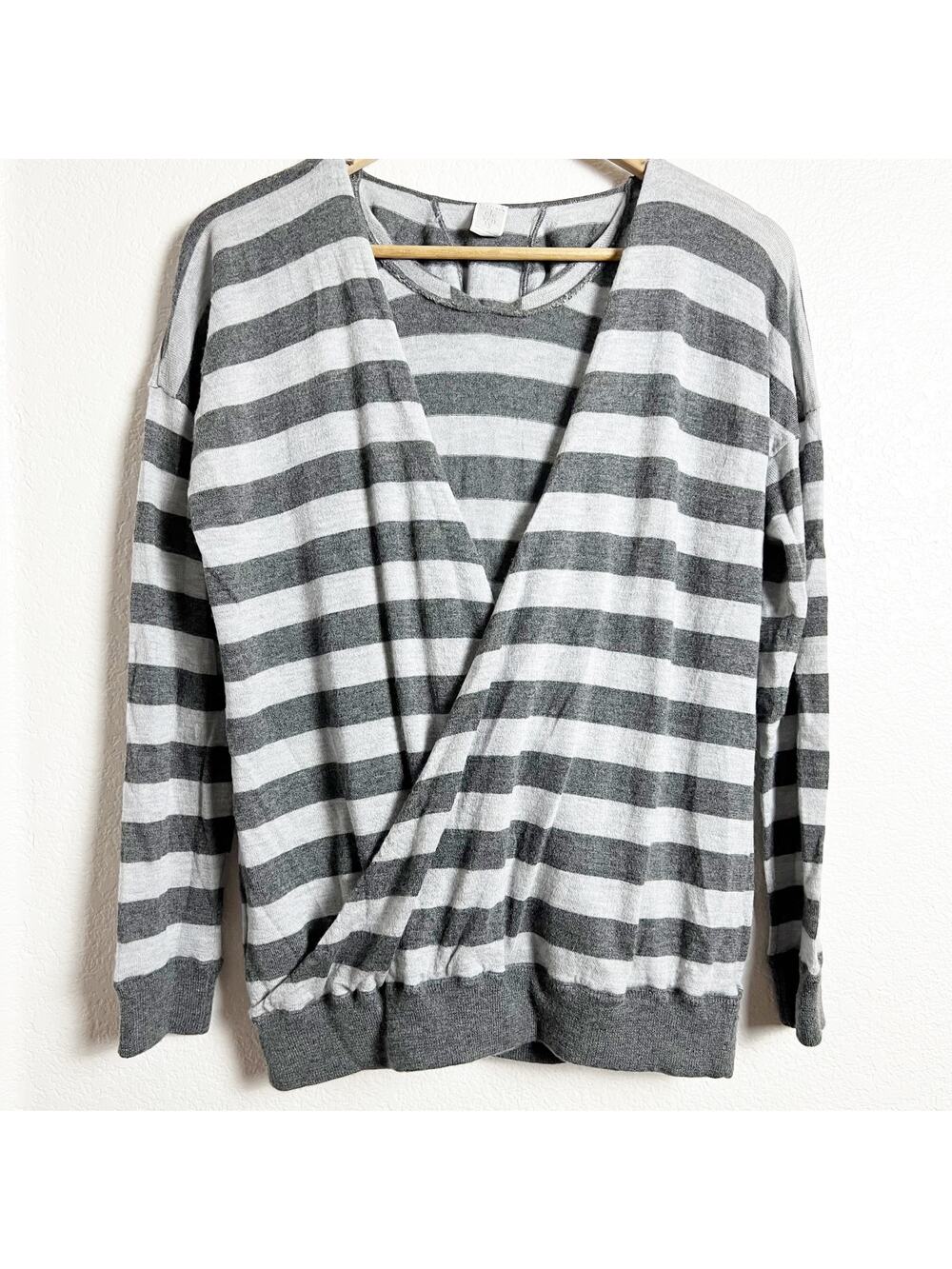 Eleventy Italian Cashmere Gray Striped Hoodie Pullover Sweater Size Small